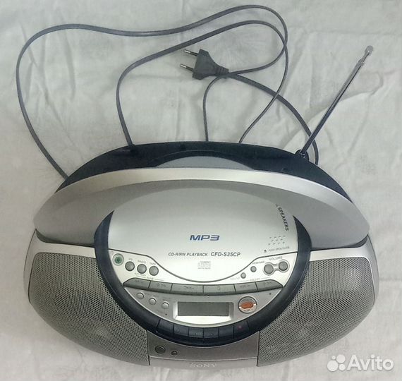 Радиоприемник sony