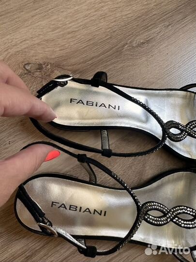 Босоножки fabiani 40