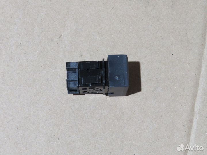 Кнопка ECO режима renault Kaptur 251B45280R