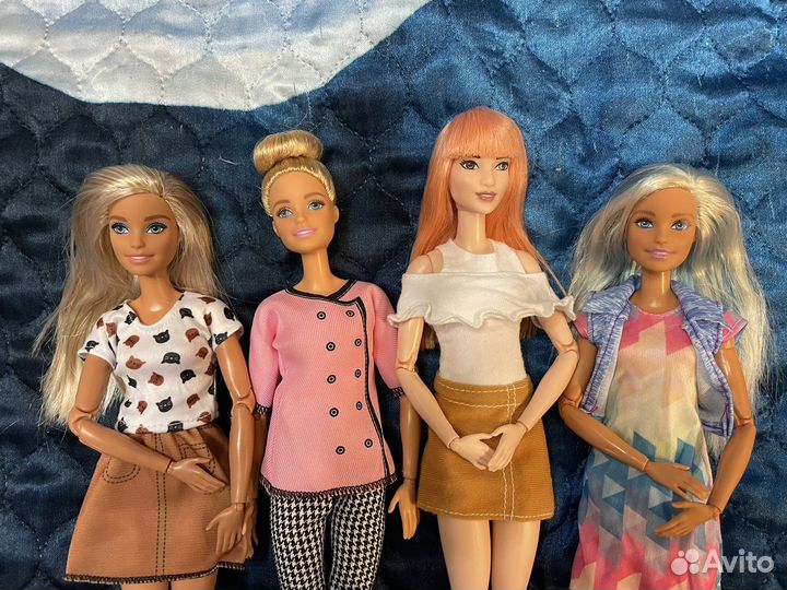 Барби (Barbie) Безграничные движения Made to Move