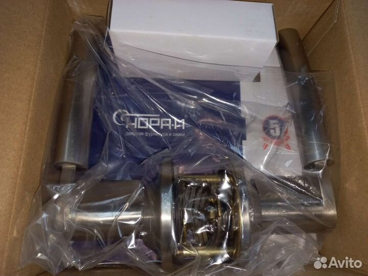 Комплект дверных ручек (26)