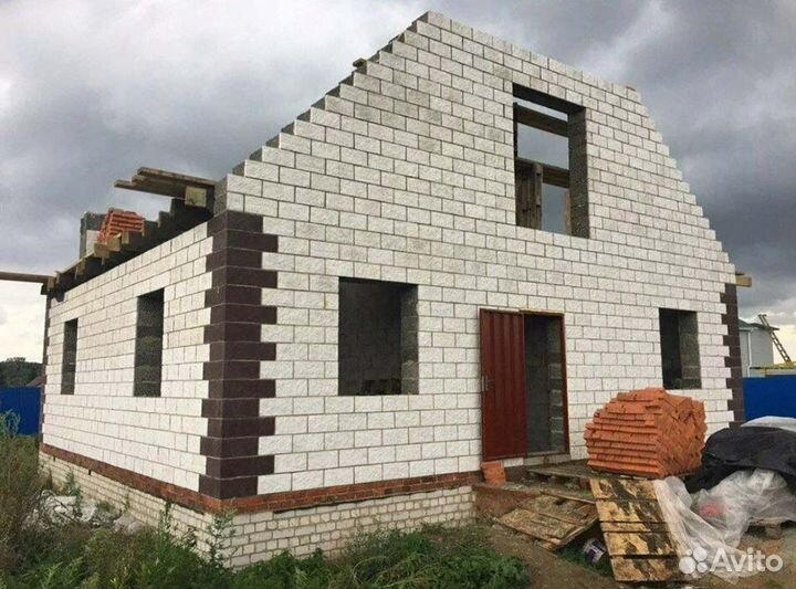 Стеновой блок из капсулированного керамзита