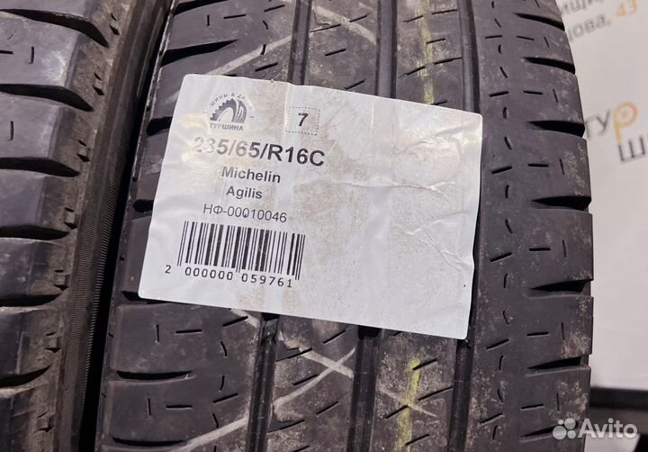 Michelin Agilis 235/65 R16 94Y