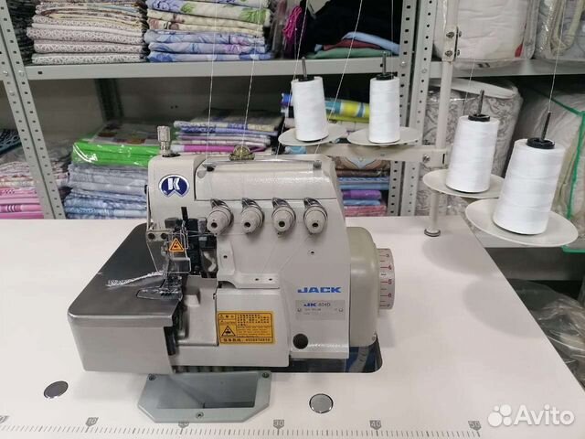 Оверлоки для швейной машины 4ниточные Jack