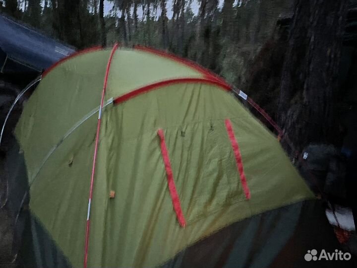 Палатка 4 местная