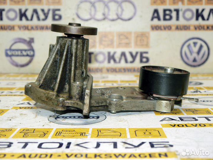 Помпа водяная Вольво S60-2 S80-2