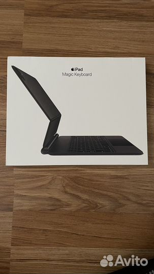 Magic Keyboard для iPad Pro 11