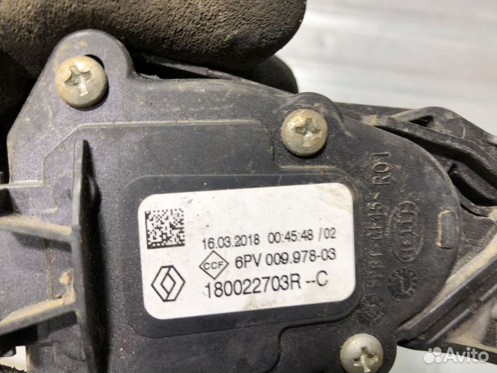 Электронная педаль газа Дастер 1