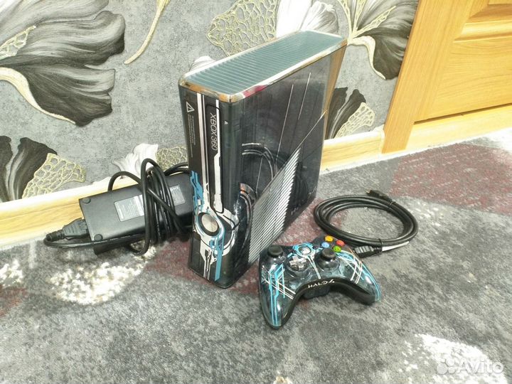 Xbox 360 Halo limited edition freeboot