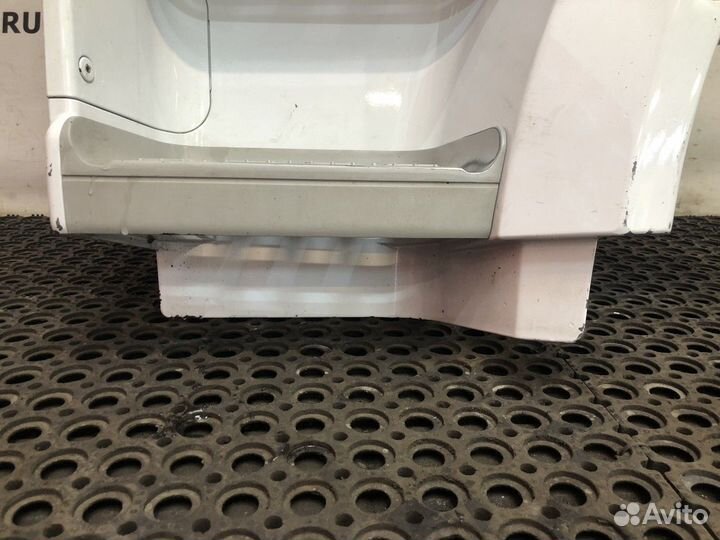 Корпус подножек левый Daf XF106