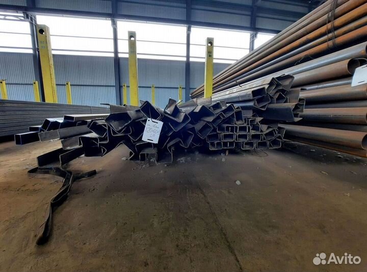 Швеллер гнутый 80х32х4, длина 12 м