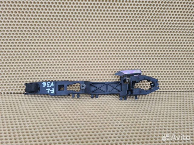 Кронштейн ручки двери передний левый Infiniti G