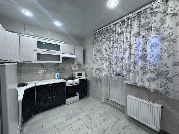 2-к. квартира, 60 м², 12/17 эт.