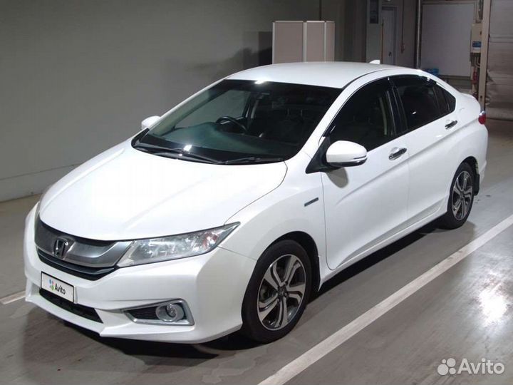 Honda Grace, 2014