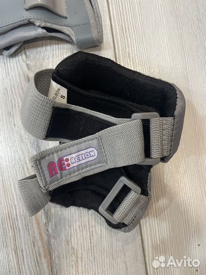 Комплект защиты для катания на роликах