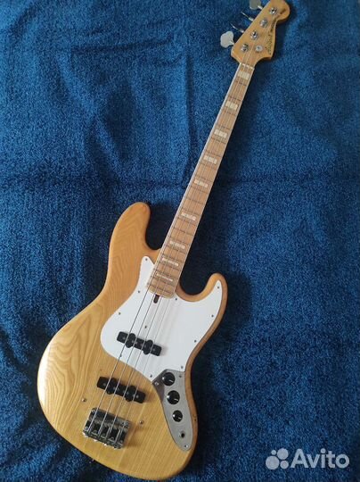 Бас гитара Aria