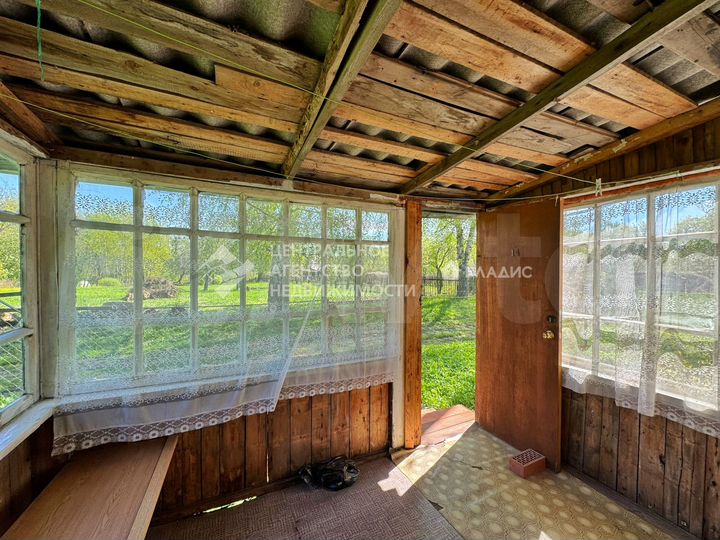 Дом 52,1 м² на участке 14,6 сот.