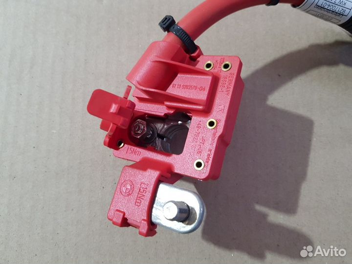 Плюсовой провод задний Bmw X5 E70 LCI N57D30A 2012