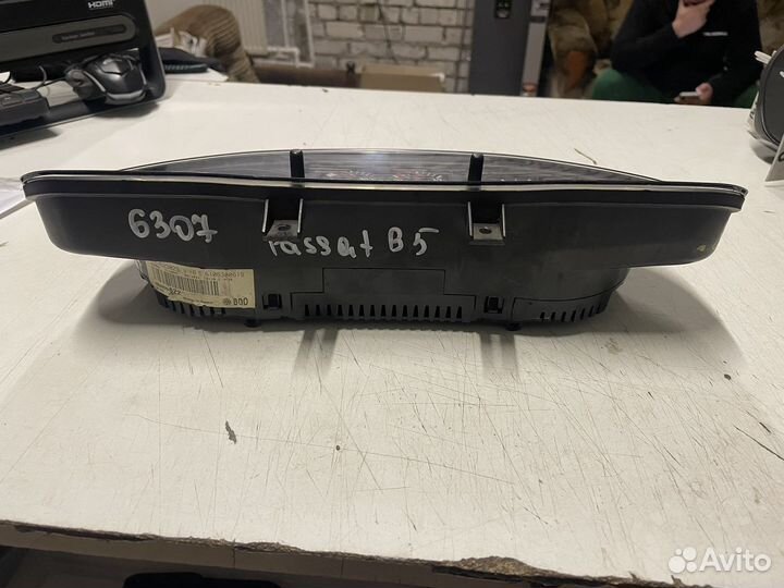 Панель приборов Volkswagen Passat B5 1996-2000