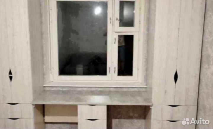 Рабочая зона у окна