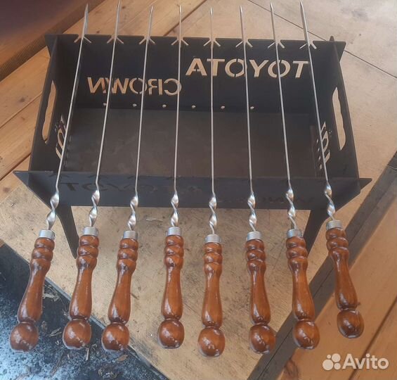 Разборный мангал с комплектом шампуров