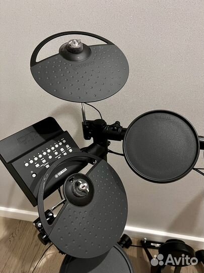 Электронная ударная установка Yamaha DTX