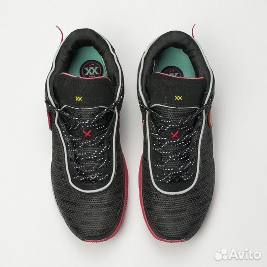 Кроссовки Nike LeBron 20 Bred