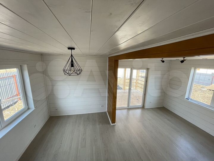 Дом 145 м² на участке 9 сот.