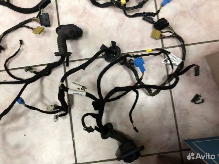 Проводка двери Mercedes S221 W221