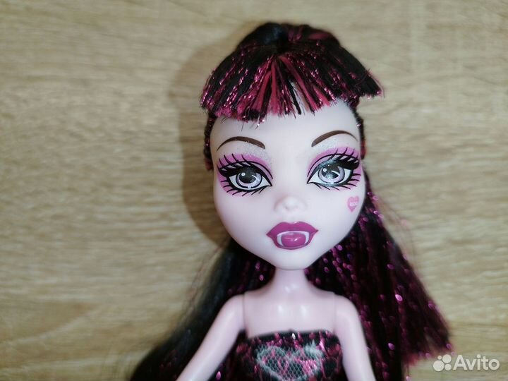 Кукла Монстер Хай Дракулаура Сладкие 1600