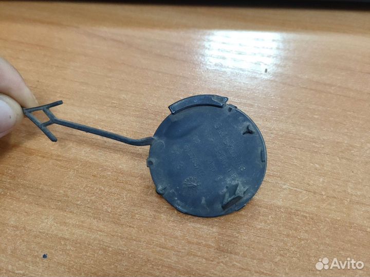 Заглушка буксировочного крюка пер Опель Астра H