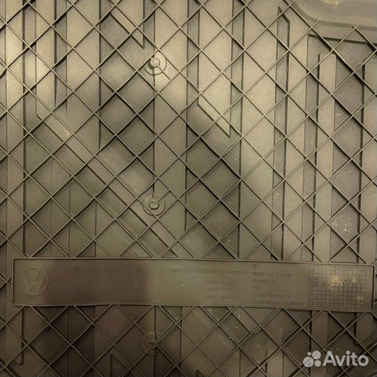 Комплект резиновых ковриков Volkswagen Tiguan II