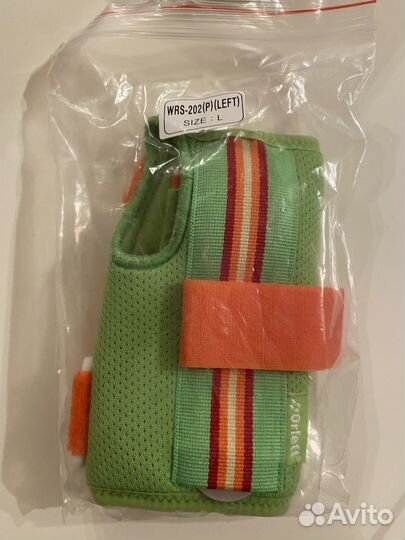 Ортез на лучезапястный сустав левый