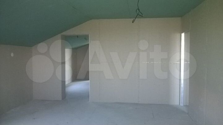 Дом 340 м² на участке 13 сот.