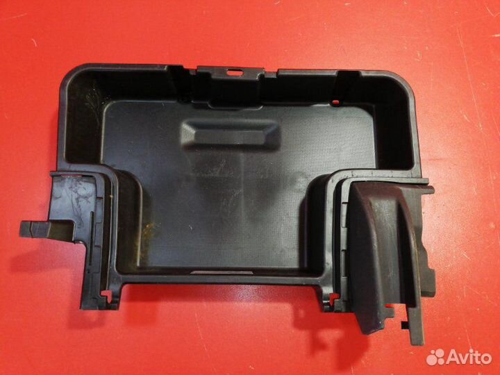 Ящик вещевой передний левый Toyota Corolla Spacio