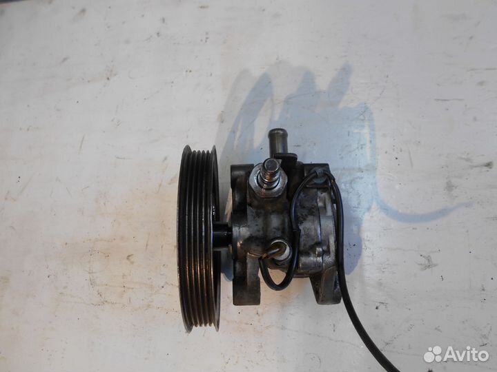 Насос гур Mitsubishi Carisma Colt Lanser 4G92