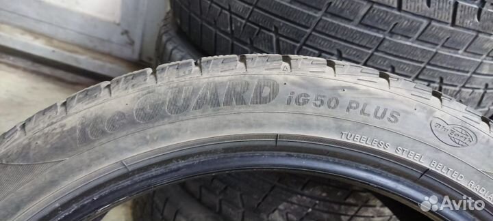 Yokohama Ice Guard IG50+ 245/40 R19