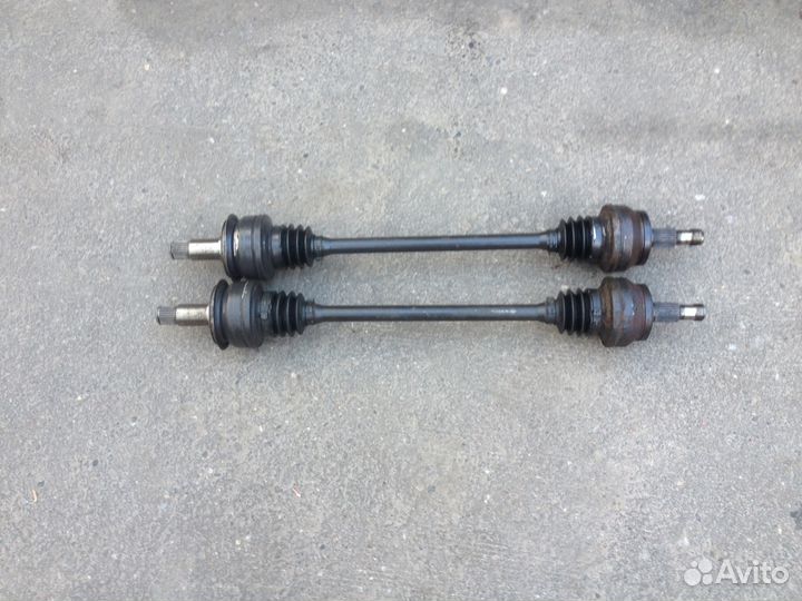 Привод шрус задний Mercedes CLS 219 A2113502256