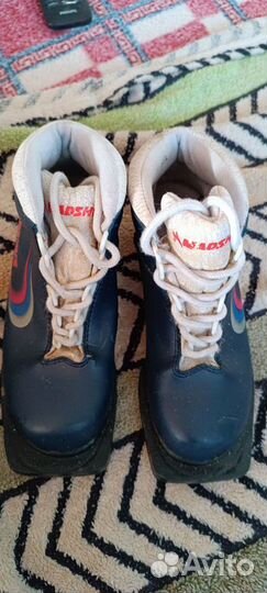 Лыжные (беговые) ботинки детские