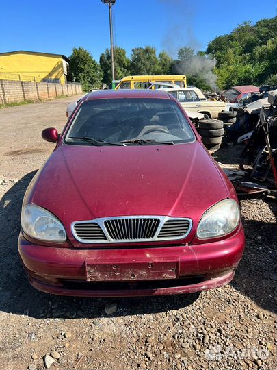 В разборе Шевроле Ланос/Chevrolet Lanos