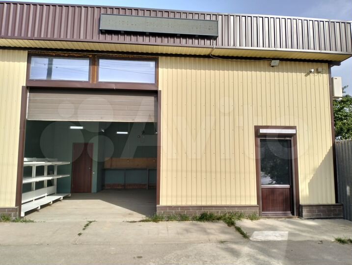 Аренда помещения, первая линия от дороги, 65 м²