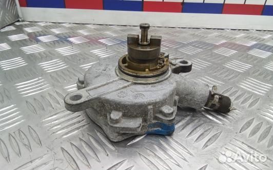 Насос вакуумный toyota avensis T27 (PEA10TW01)