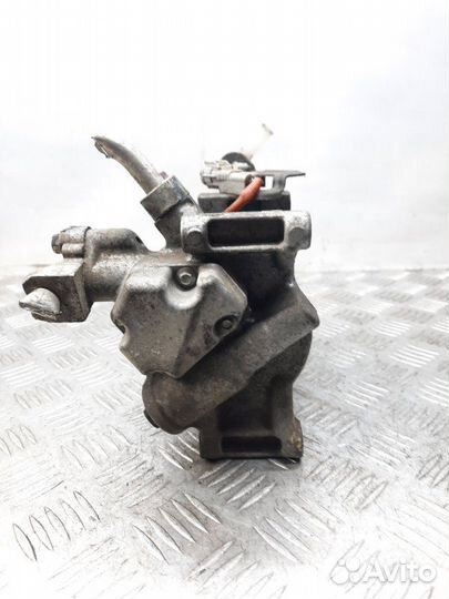 Компрессор кондиционера Toyota Yaris хэтчбэк 5 дв