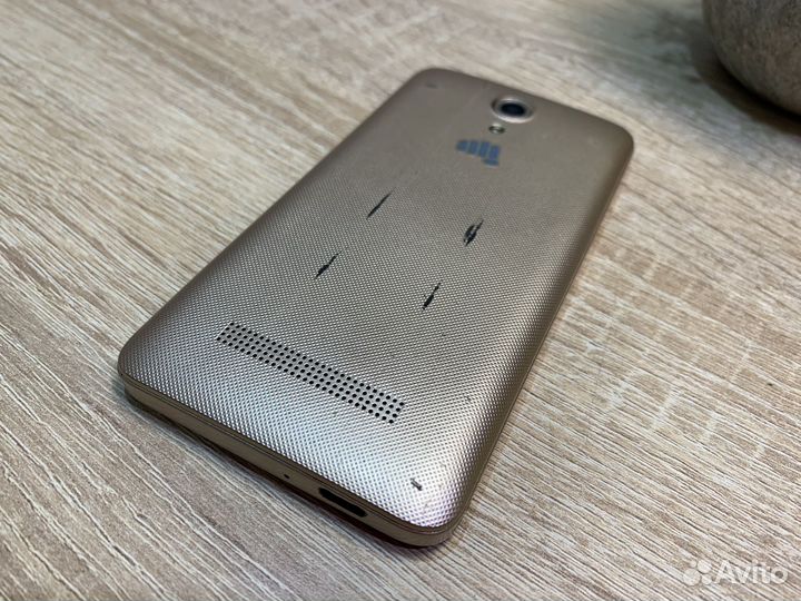 Micromax Q402, 4 ГБ