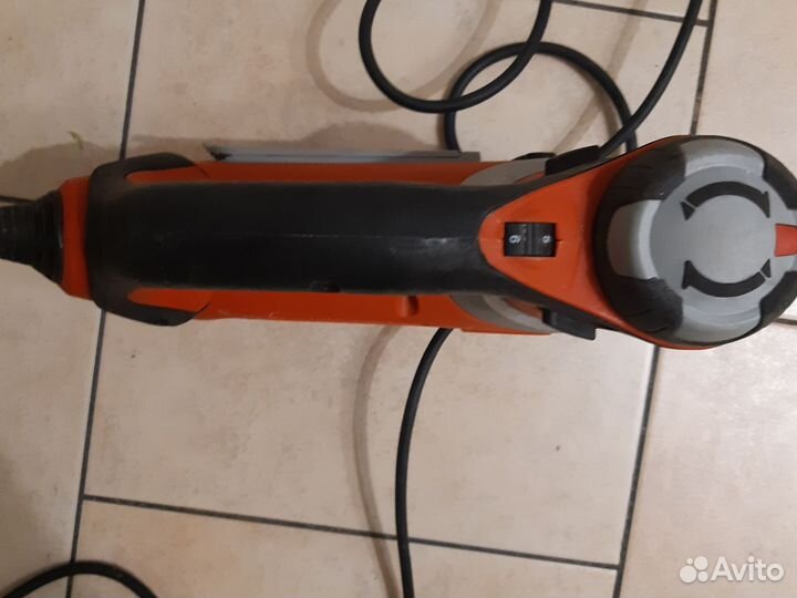 Электролобзик black decker