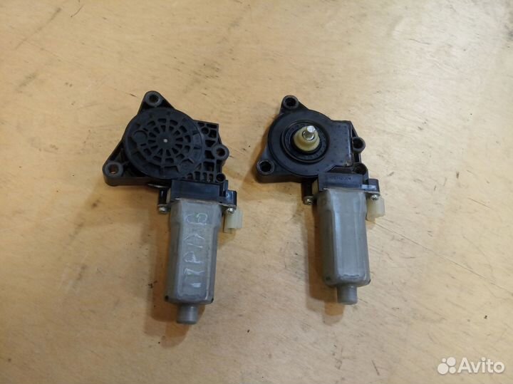 Мотор стеклоподъемника Hyundai HD120