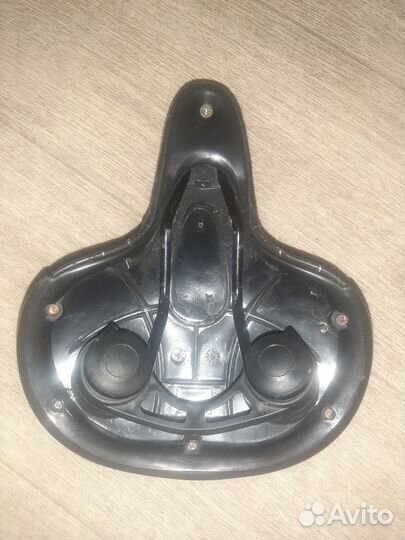 Сиденье седло велосипеда