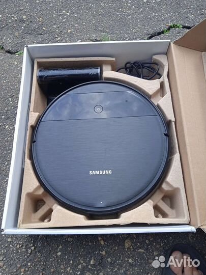 Робот пылесос samsung
