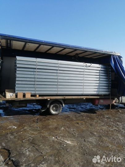 Стеллажи фронтальные