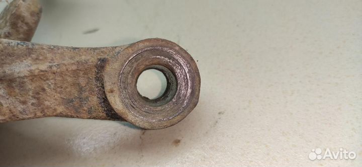 Кулак передний правый Chevrolet Aveo T200 2006